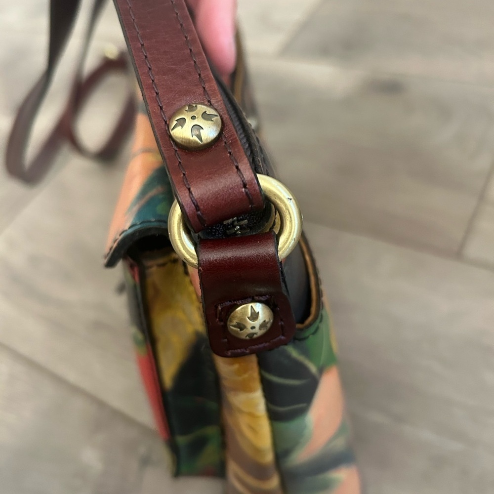 PATRICIA NASH Crossbody Purse with Floral Print - Picture 7 of 11